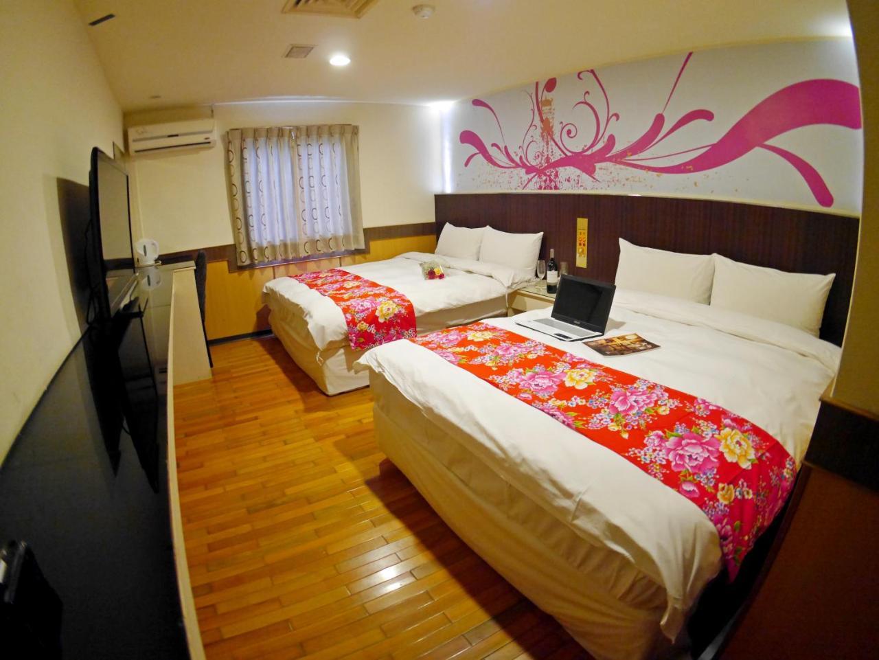 Galaxy Hotel Csungli Kültér fotó