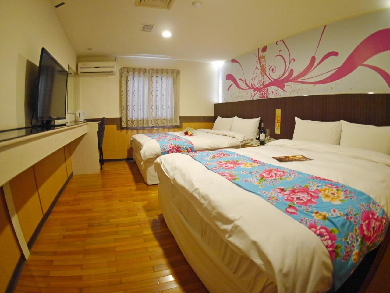 Galaxy Hotel Csungli Kültér fotó
